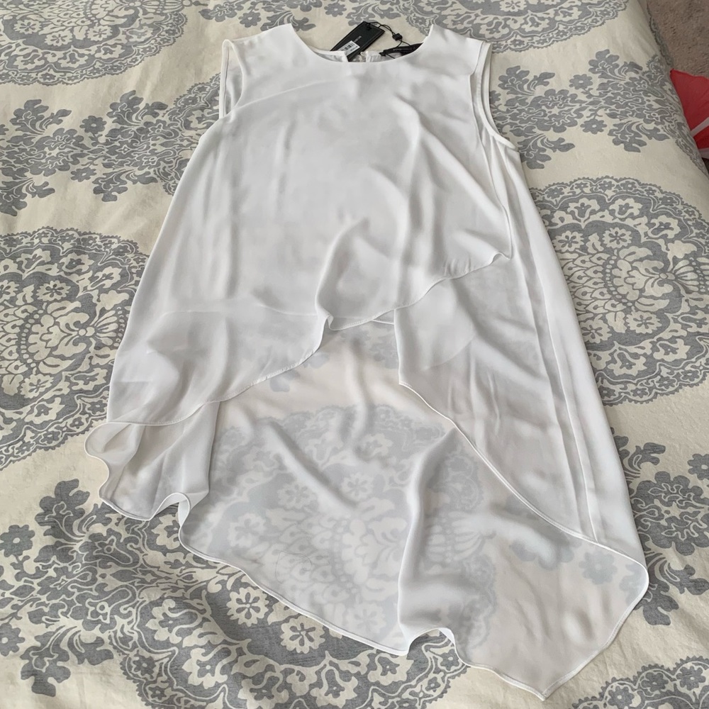 BCBG hi lo top